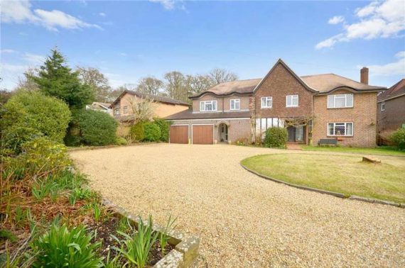 5 Bedroom Detached